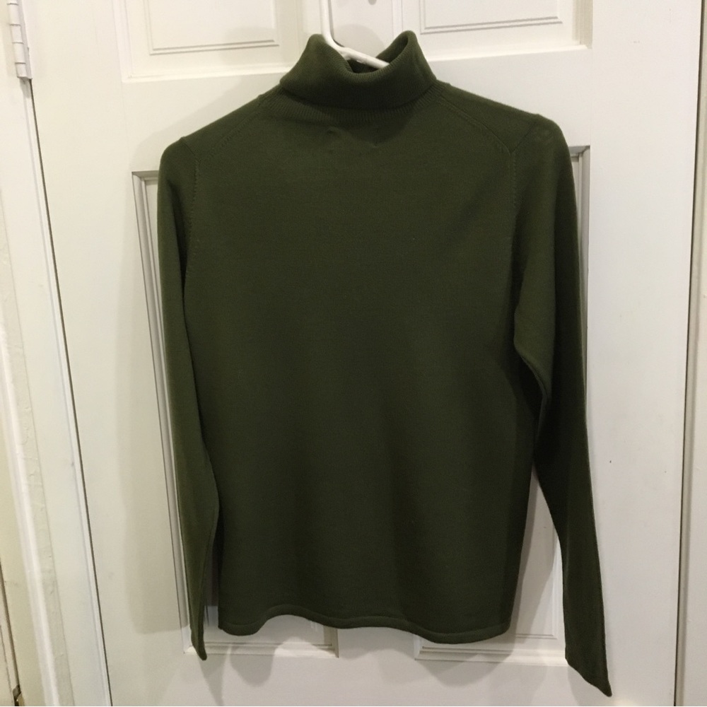 Sutton / Studio Classic Olive Green Wool Turtlene… - image 4